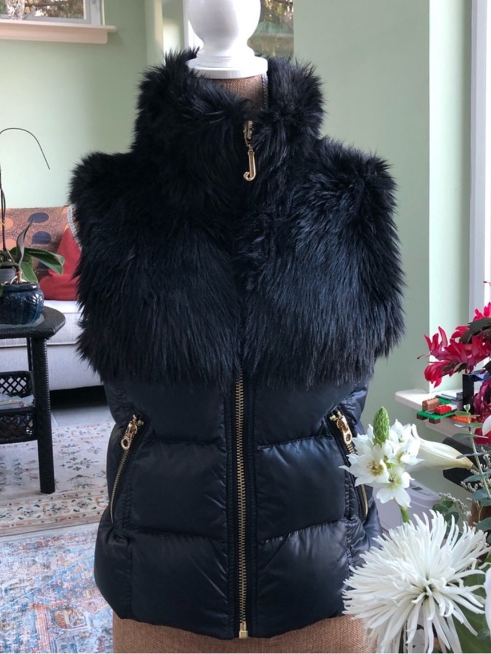 JUICY COUTURE Faux Fur Trim Black Puffer Vest - Women's Jacket MEDIUM